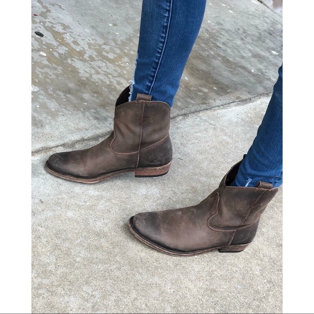 [ BRAND NEW ] Cafe Booties